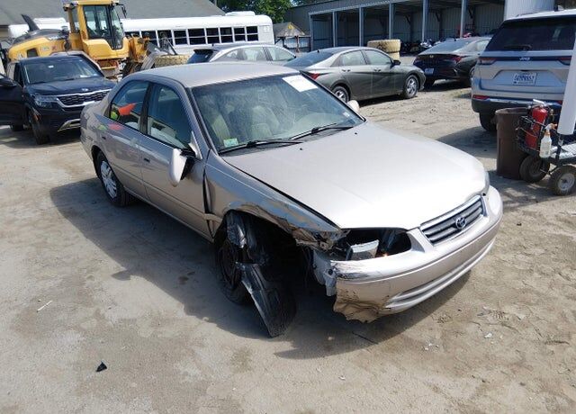 2000 TOYOTA Camry
