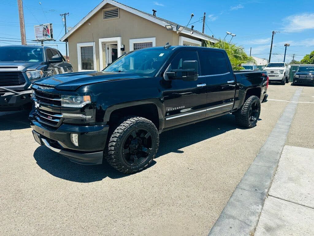 2018 CHEVROLET Silverado