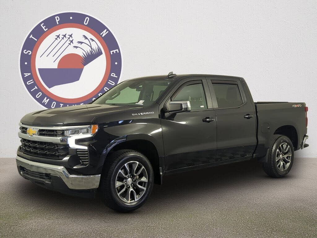2023 CHEVROLET Silverado