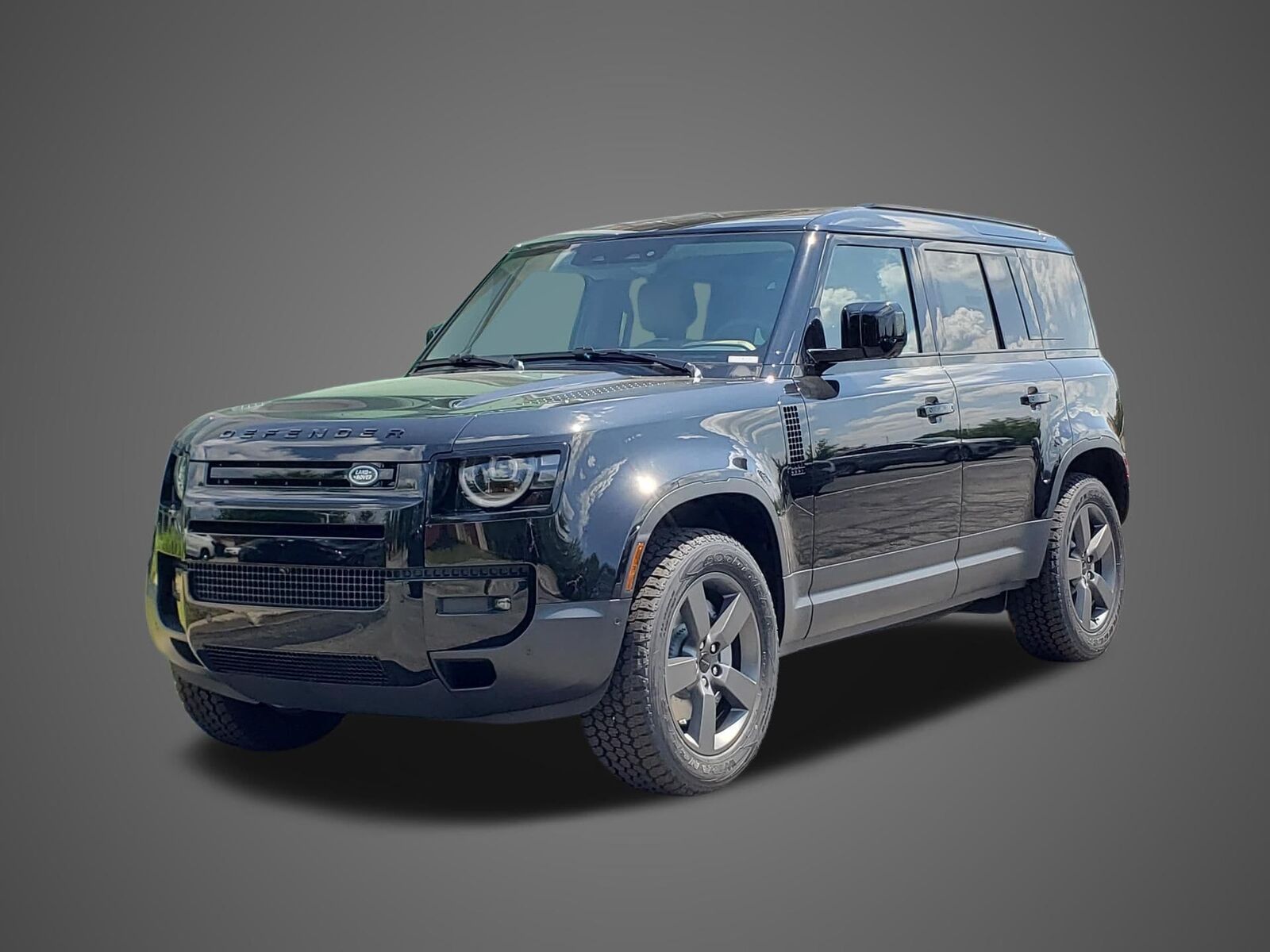 2026 LAND ROVER Defender
