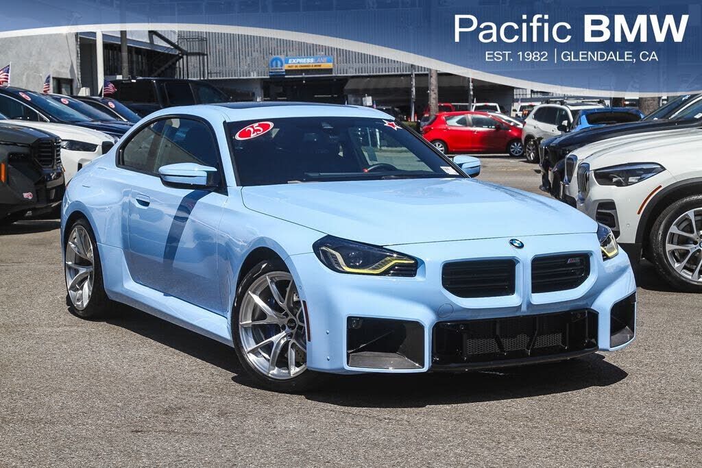 2025 BMW M2