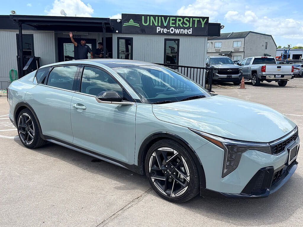 2025 KIA K4