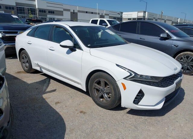 2022 KIA K5