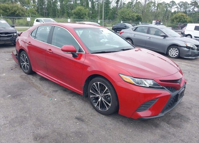 2020 TOYOTA Camry