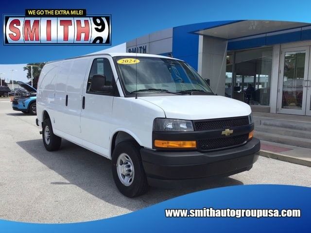 2024 CHEVROLET Express