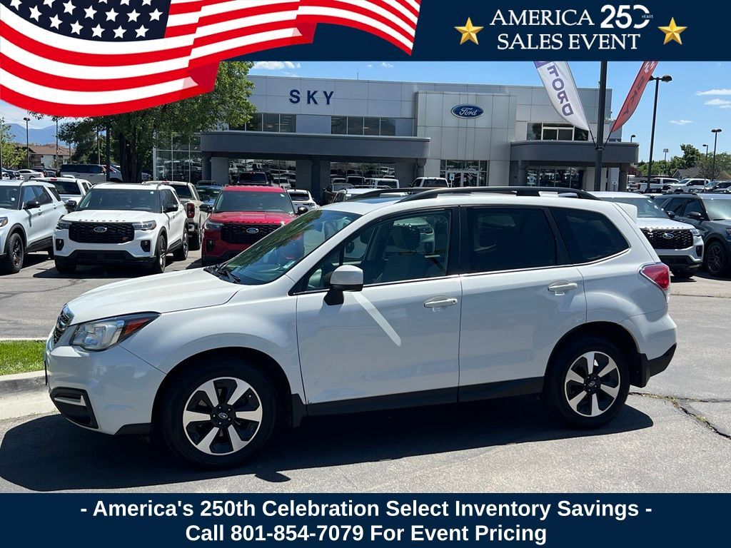 2017 SUBARU Forester