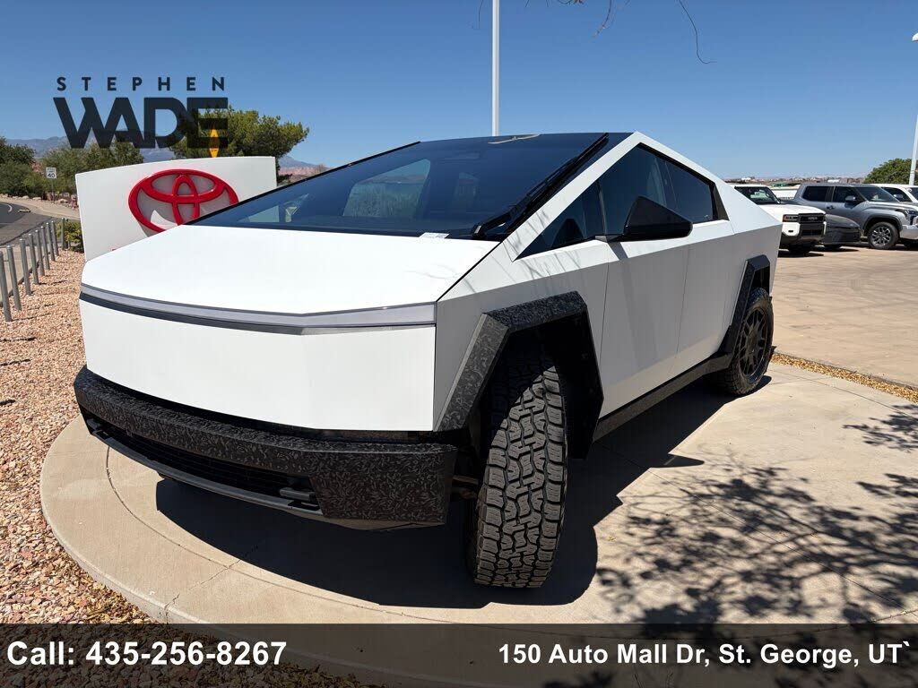 2024 TESLA Cybertruck
