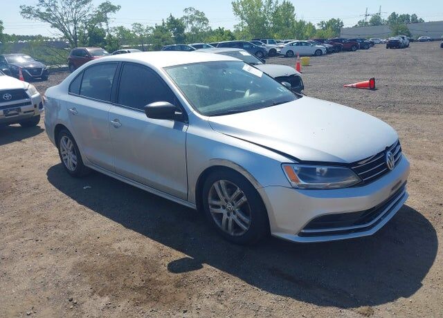 2015 VOLKSWAGEN Jetta