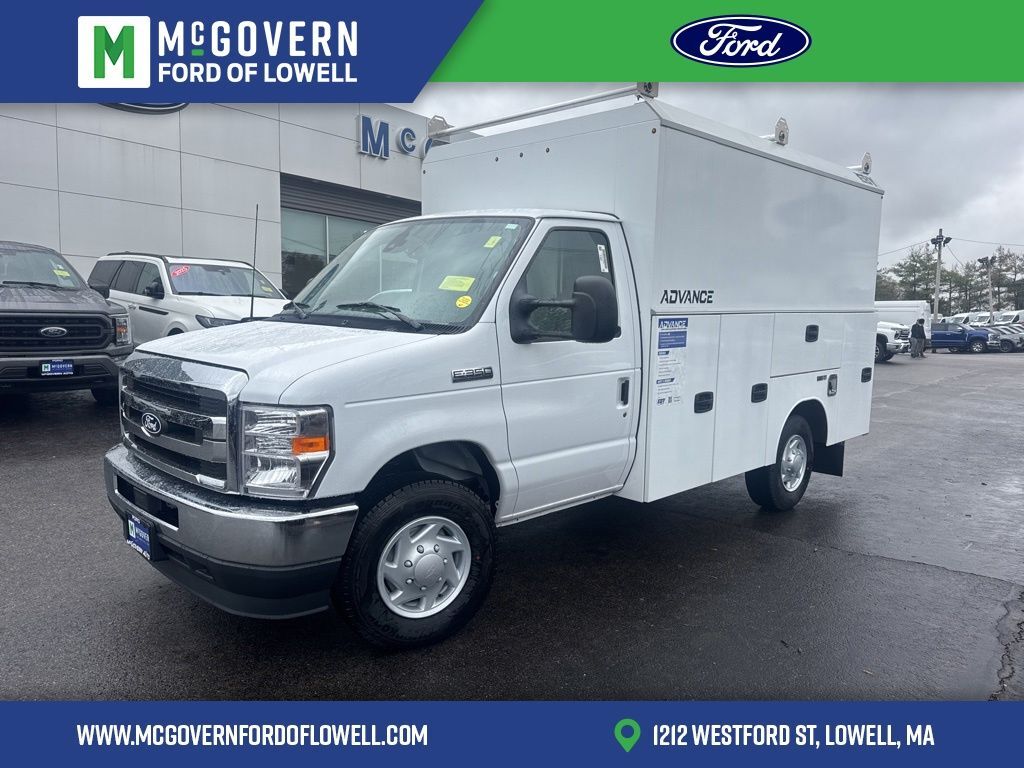 2026 FORD E-350