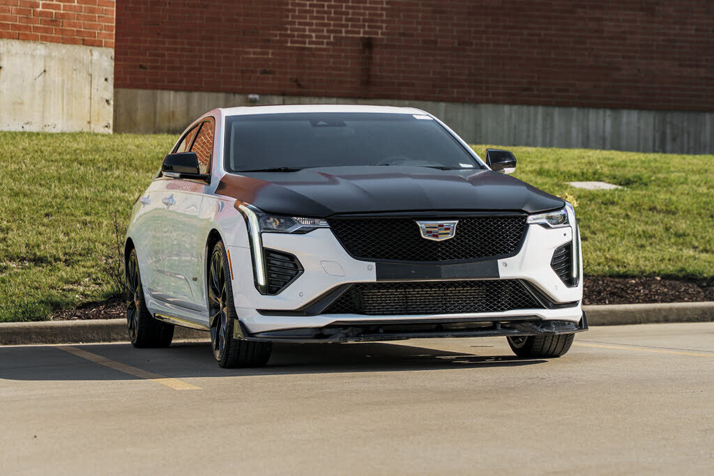 2022 CADILLAC CT4