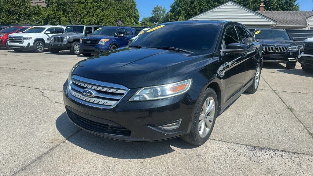 2011 FORD Taurus
