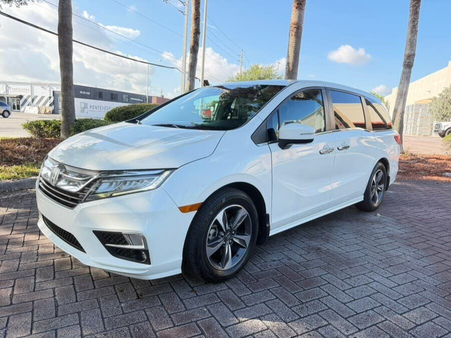2018 HONDA Odyssey