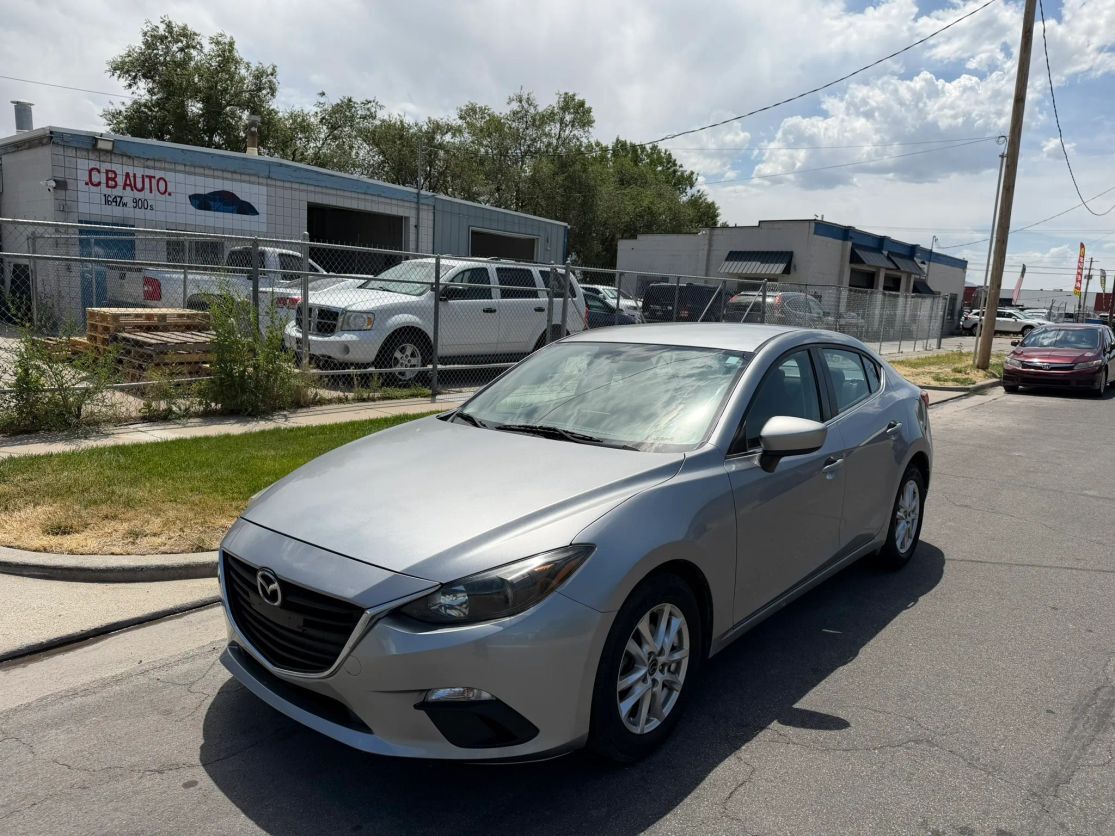 2016 MAZDA Mazda3
