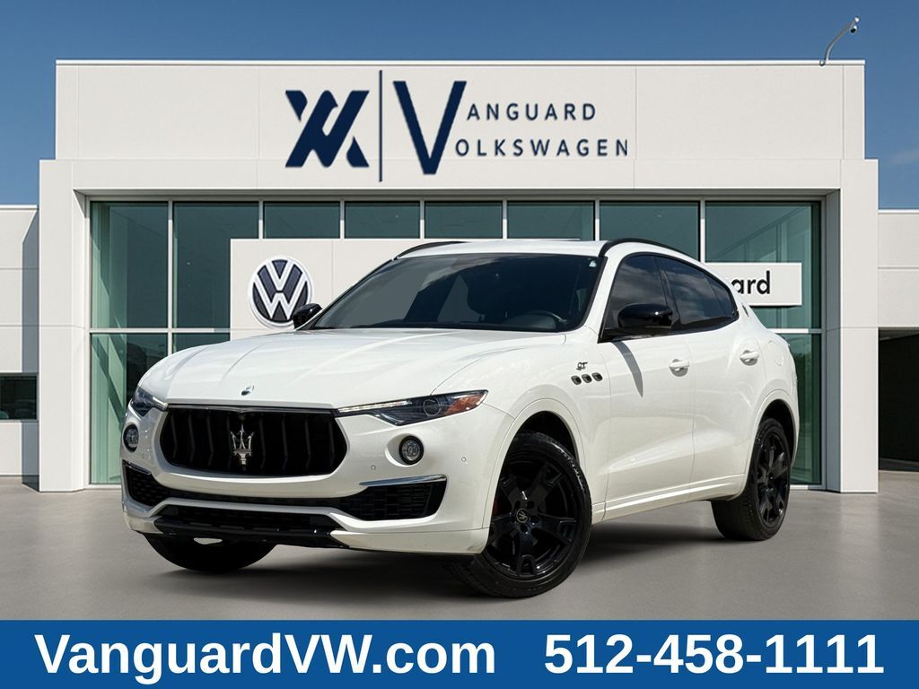 2022 MASERATI Levante