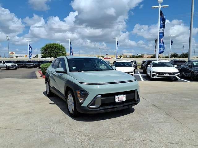 2024 HYUNDAI Kona