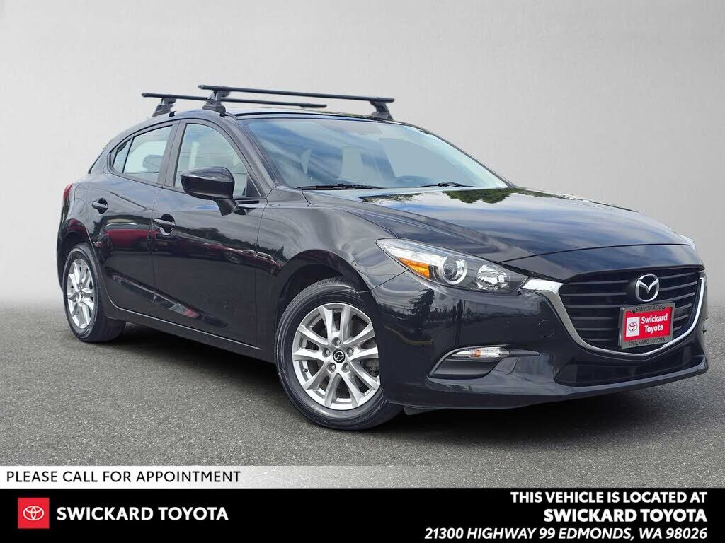 2017 MAZDA Mazda3