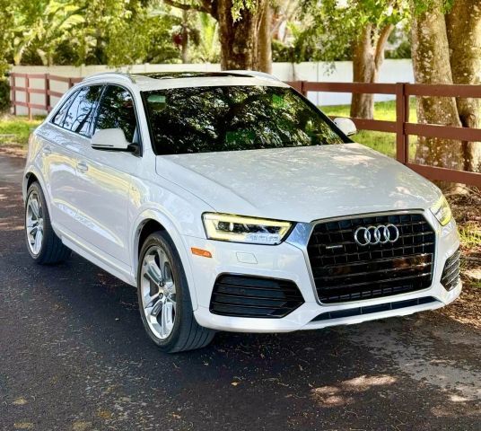 2016 Audi Q3