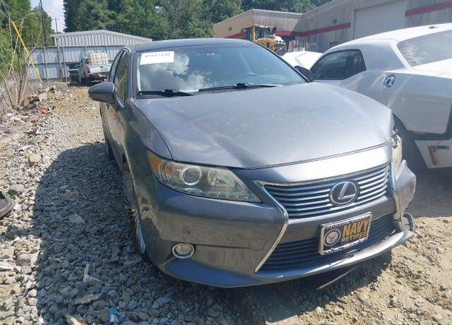2015 LEXUS ES