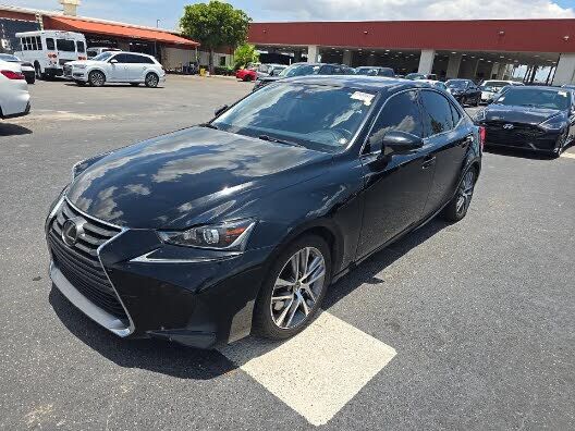2020 LEXUS IS