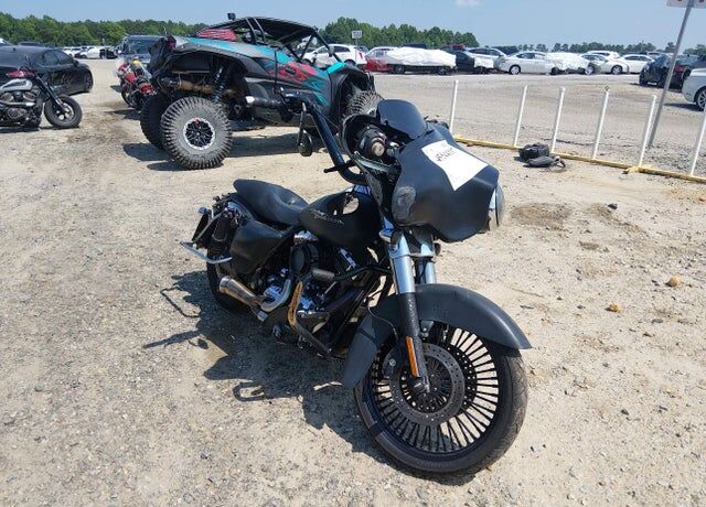 2010 HARLEY DAVIDSON Street Glide