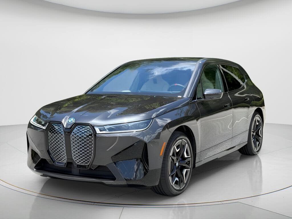 2025 BMW ix