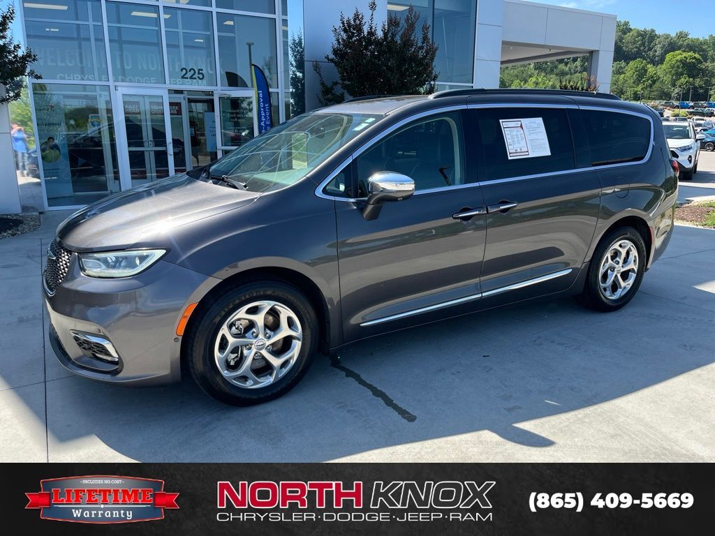 2022 CHRYSLER Pacifica