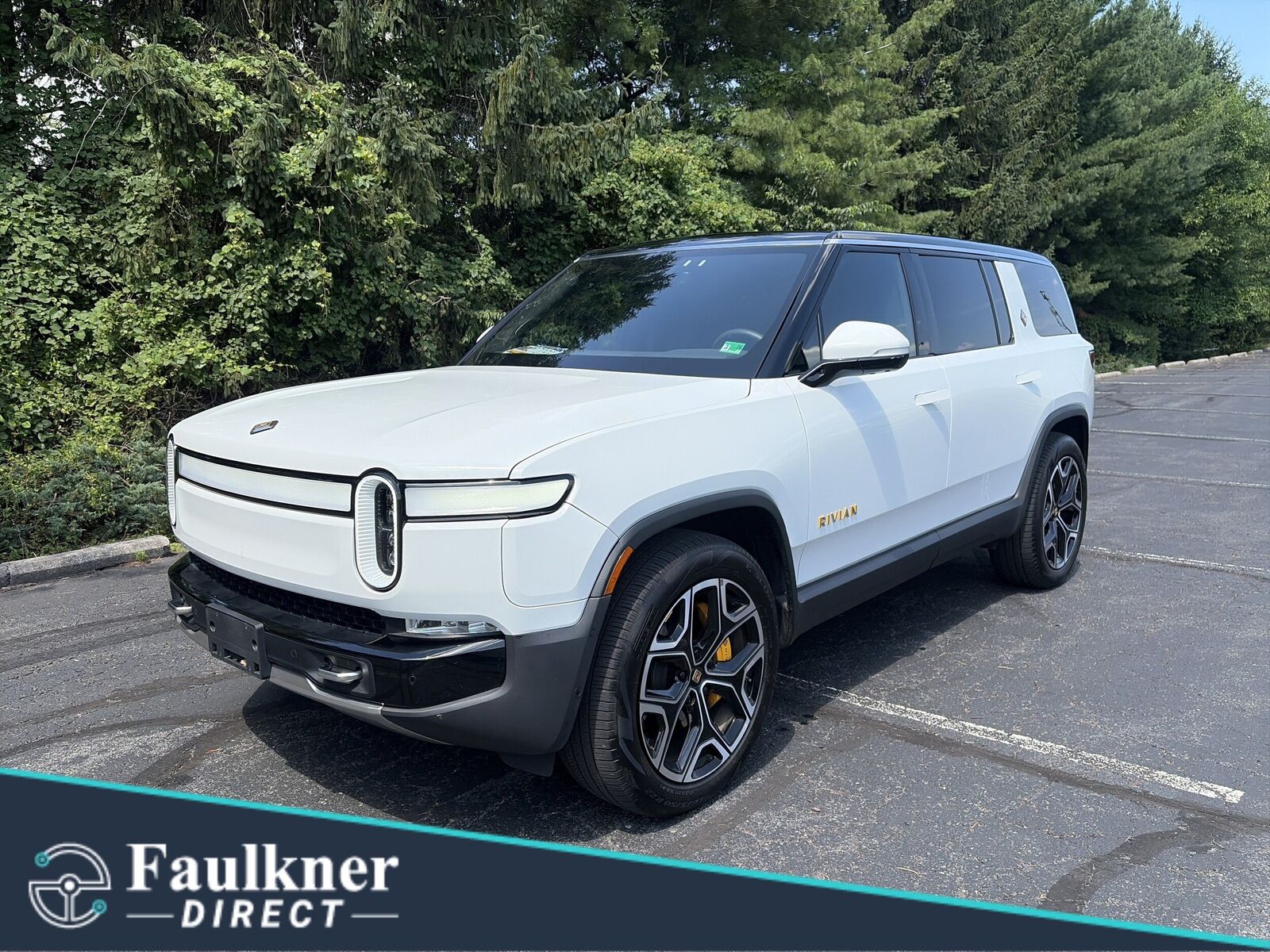 2022 RIVIAN R1S