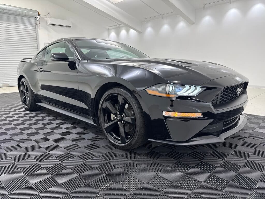 2023 FORD Mustang