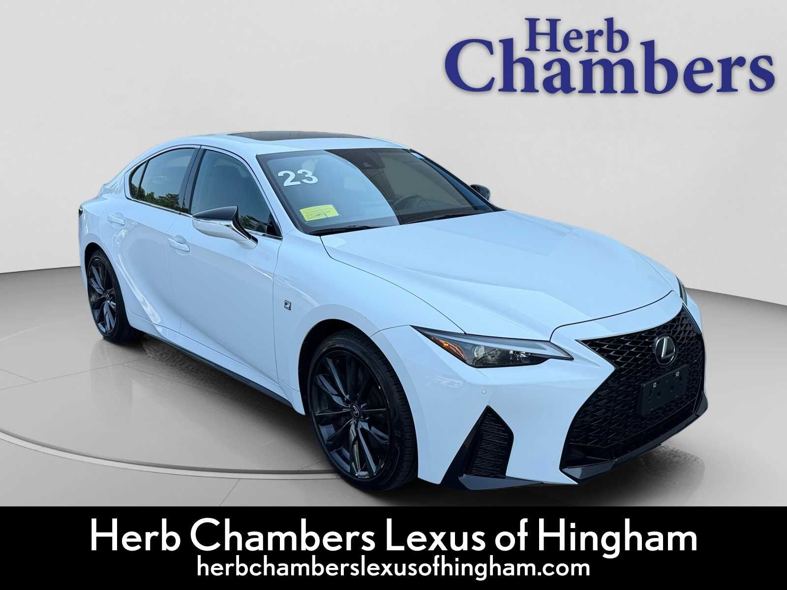 2023 LEXUS IS