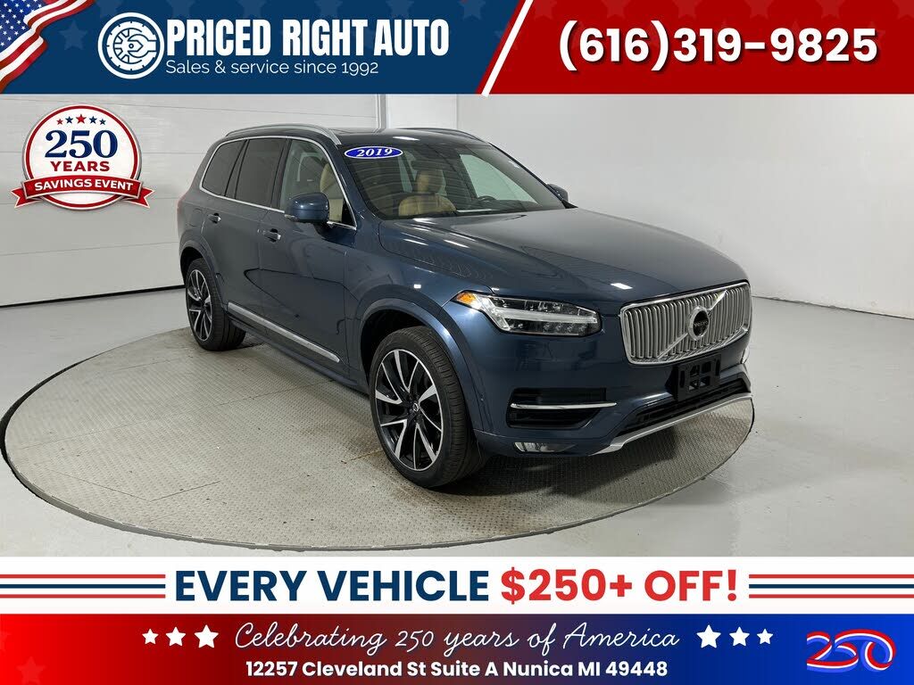 2019 VOLVO XC90