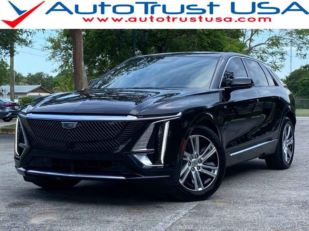 2024 CADILLAC Lyriq