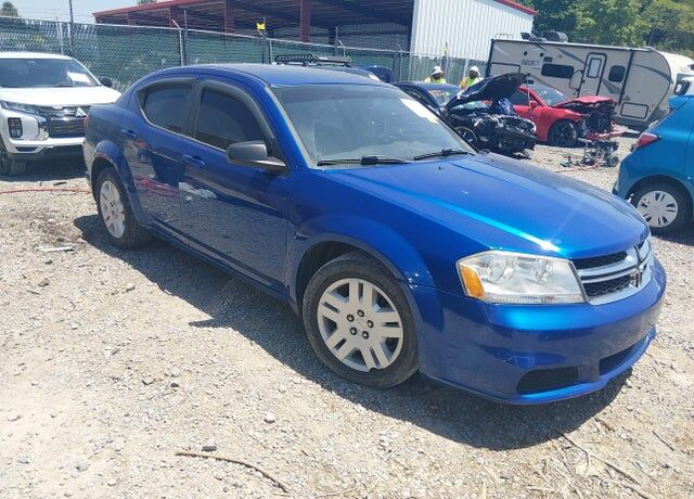 2012 DODGE Avenger