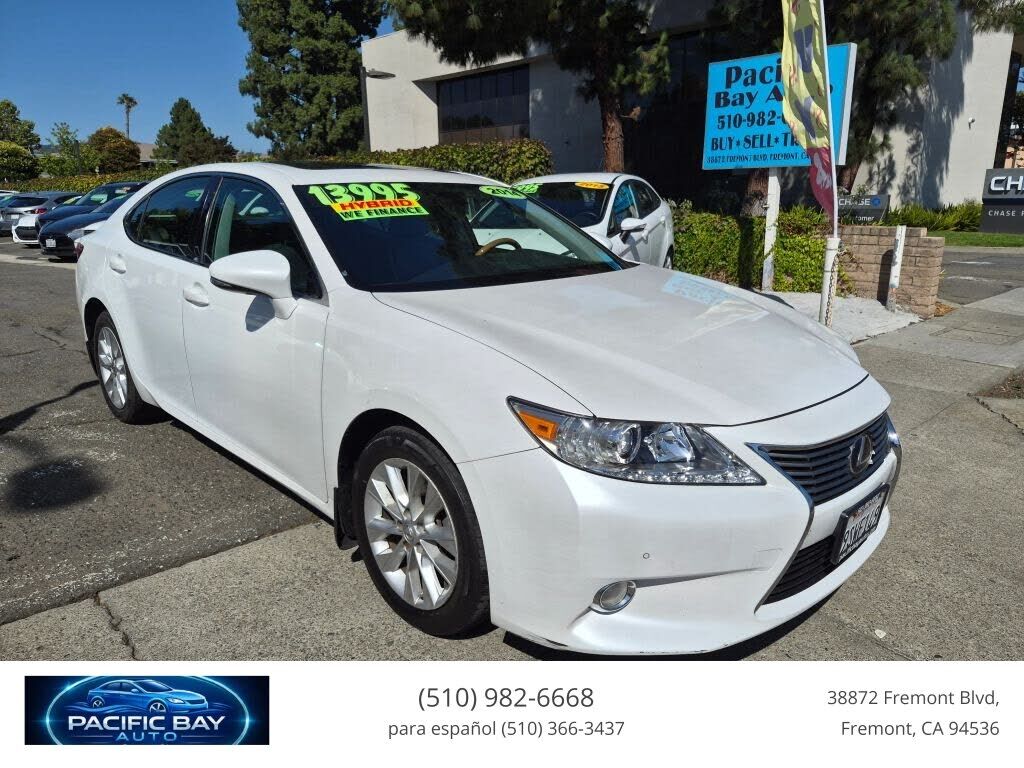 2014 LEXUS ES