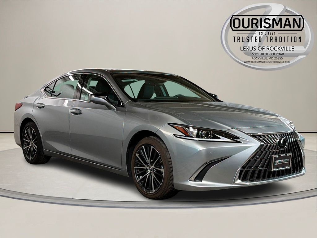 2025 LEXUS ES