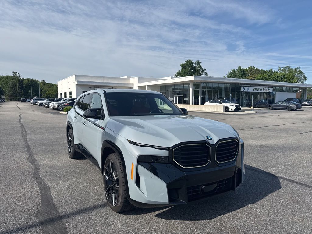 2026 BMW XM