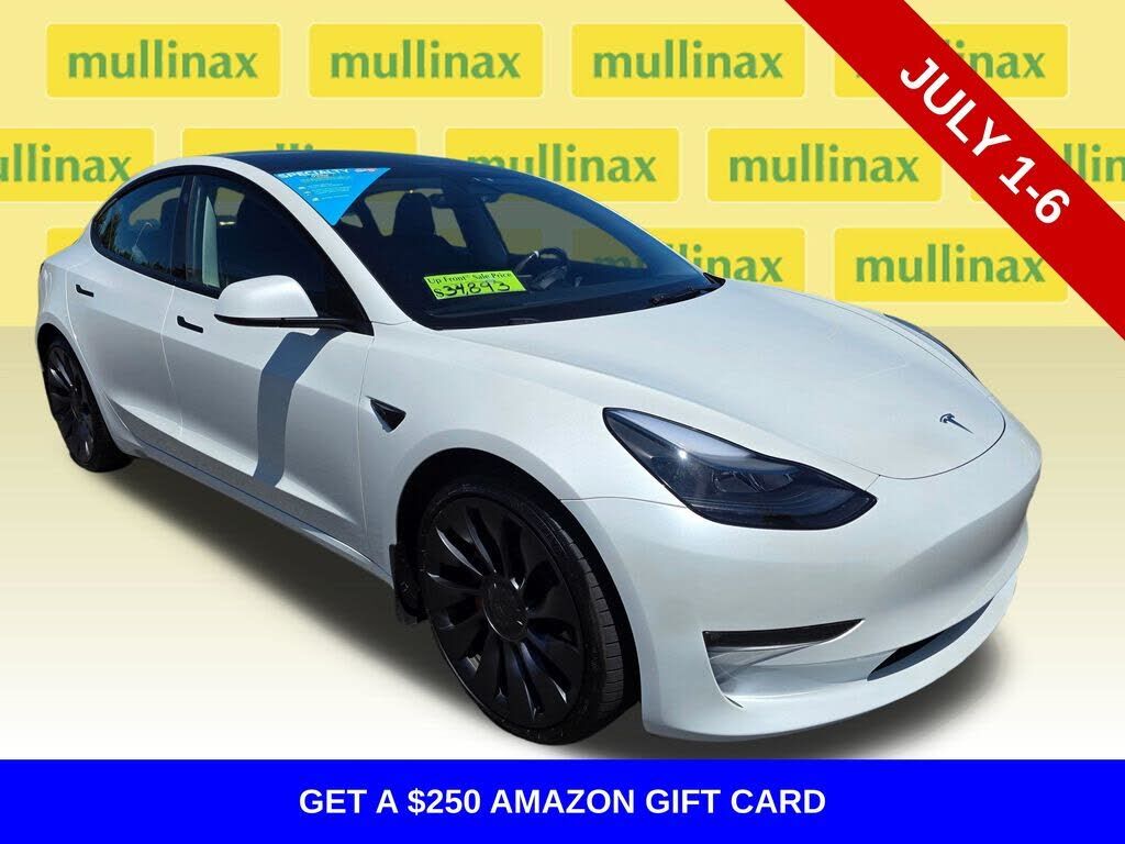 2023 TESLA Model 3