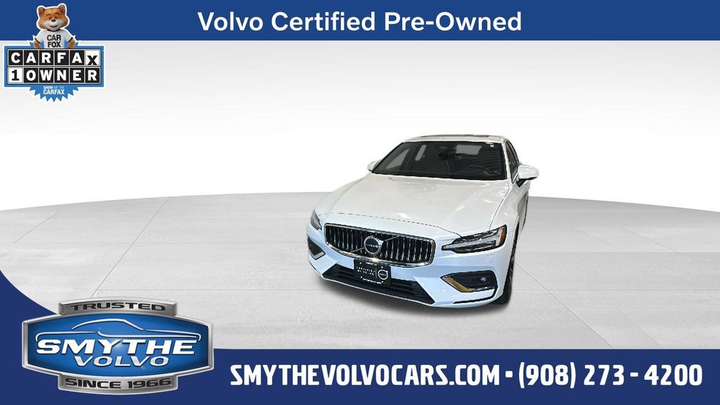 2023 VOLVO S60