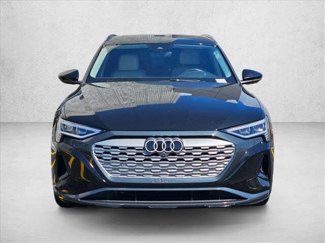 2024 Audi Q8
