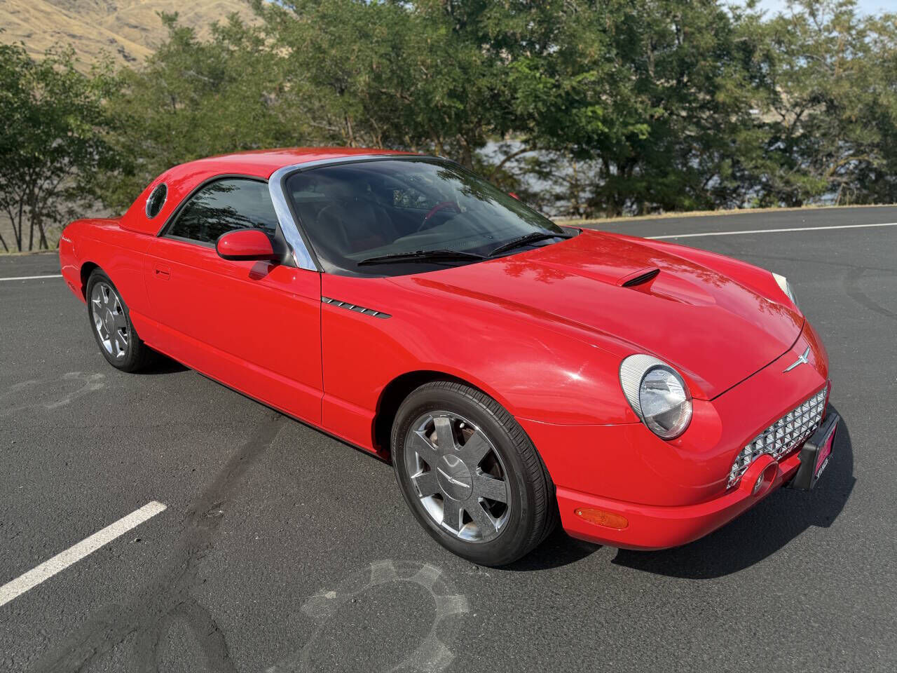 2002 FORD Thunderbird