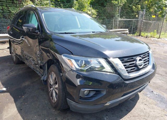 2018 NISSAN Pathfinder