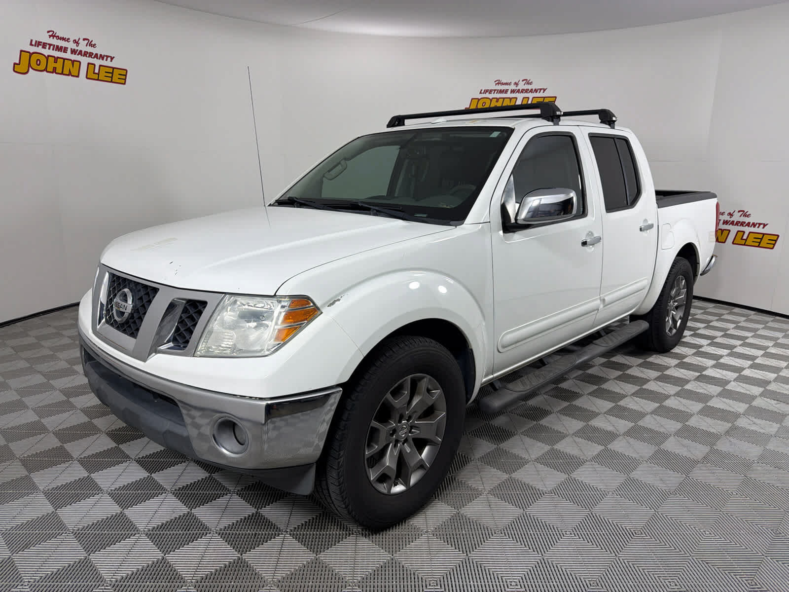2015 NISSAN Frontier