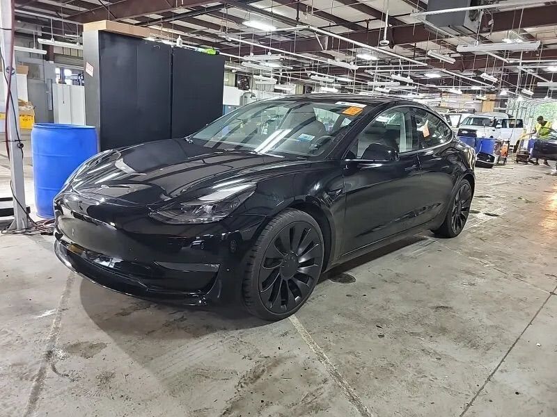 2023 TESLA Model 3