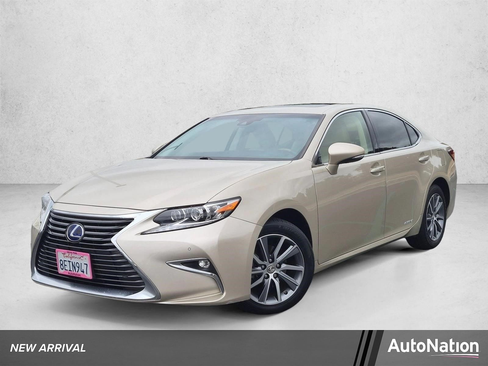 2018 LEXUS ES