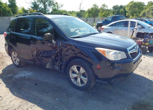 2015 SUBARU Forester