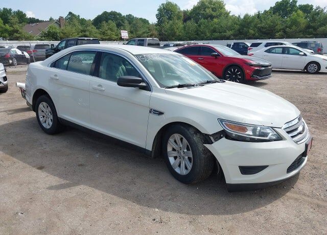 2010 FORD Taurus