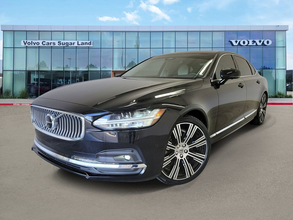 2023 VOLVO S90