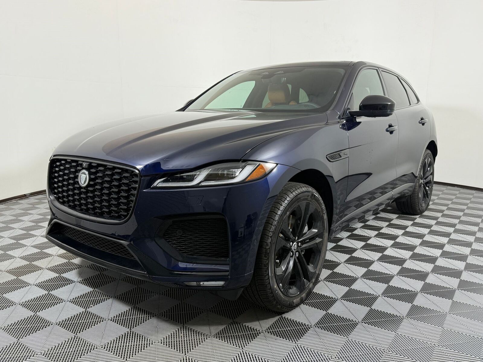 2026 JAGUAR F-Pace