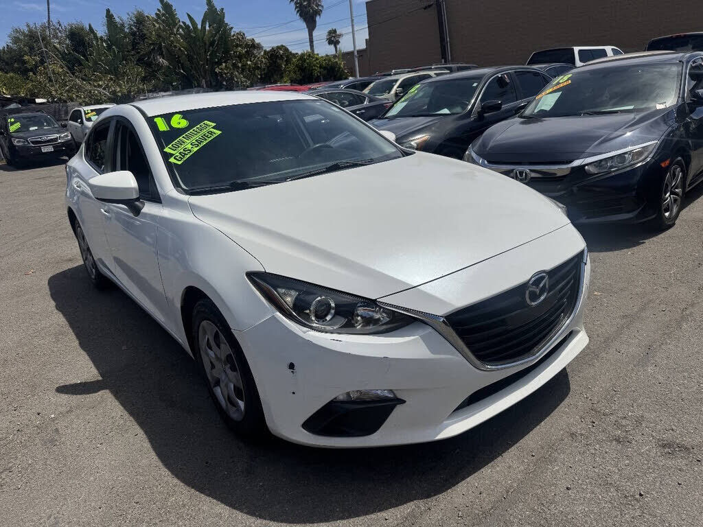 2016 MAZDA Mazda3