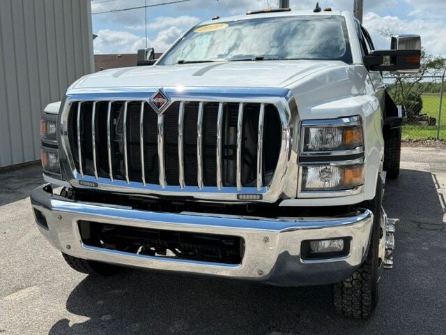 2020 INTERNATIONAL CV515