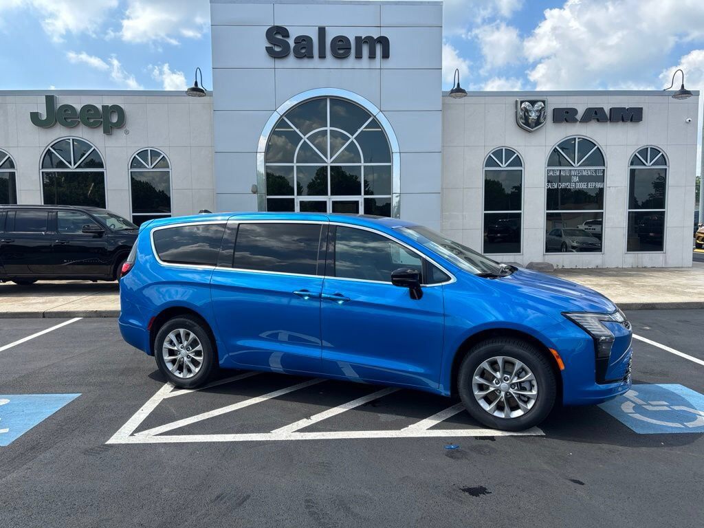 2027 CHRYSLER Pacifica